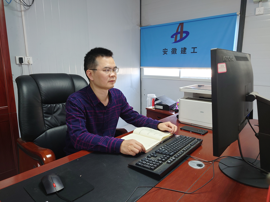 基層職工熱議黨的二十大系列報(bào)道（五） ：攻堅(jiān)克難、奮勇前行，向公司交出一份份高質(zhì)量答卷！